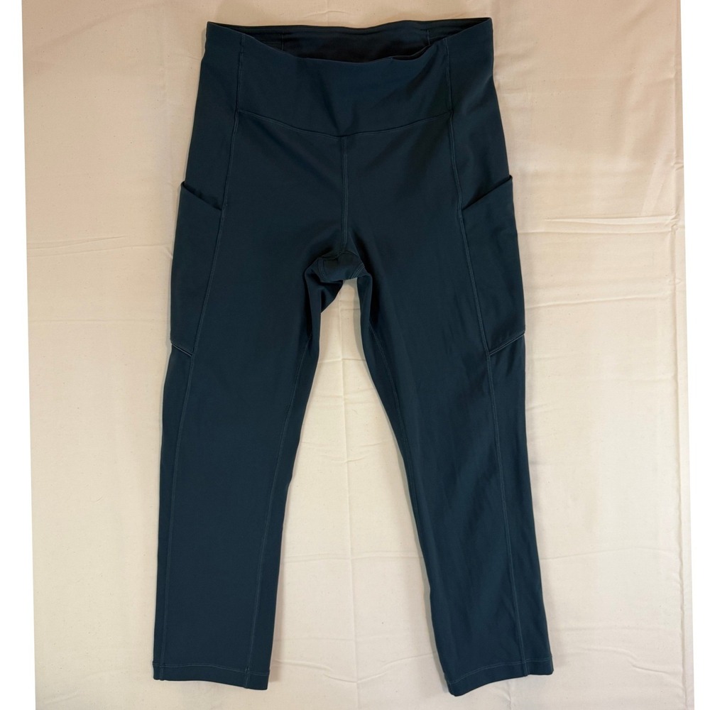 Lululemon High-Rise Green Leggings Size 6